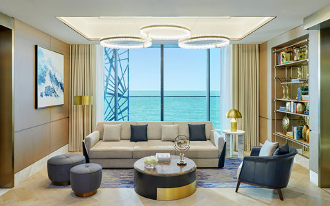 Royal Penthouse Office Living