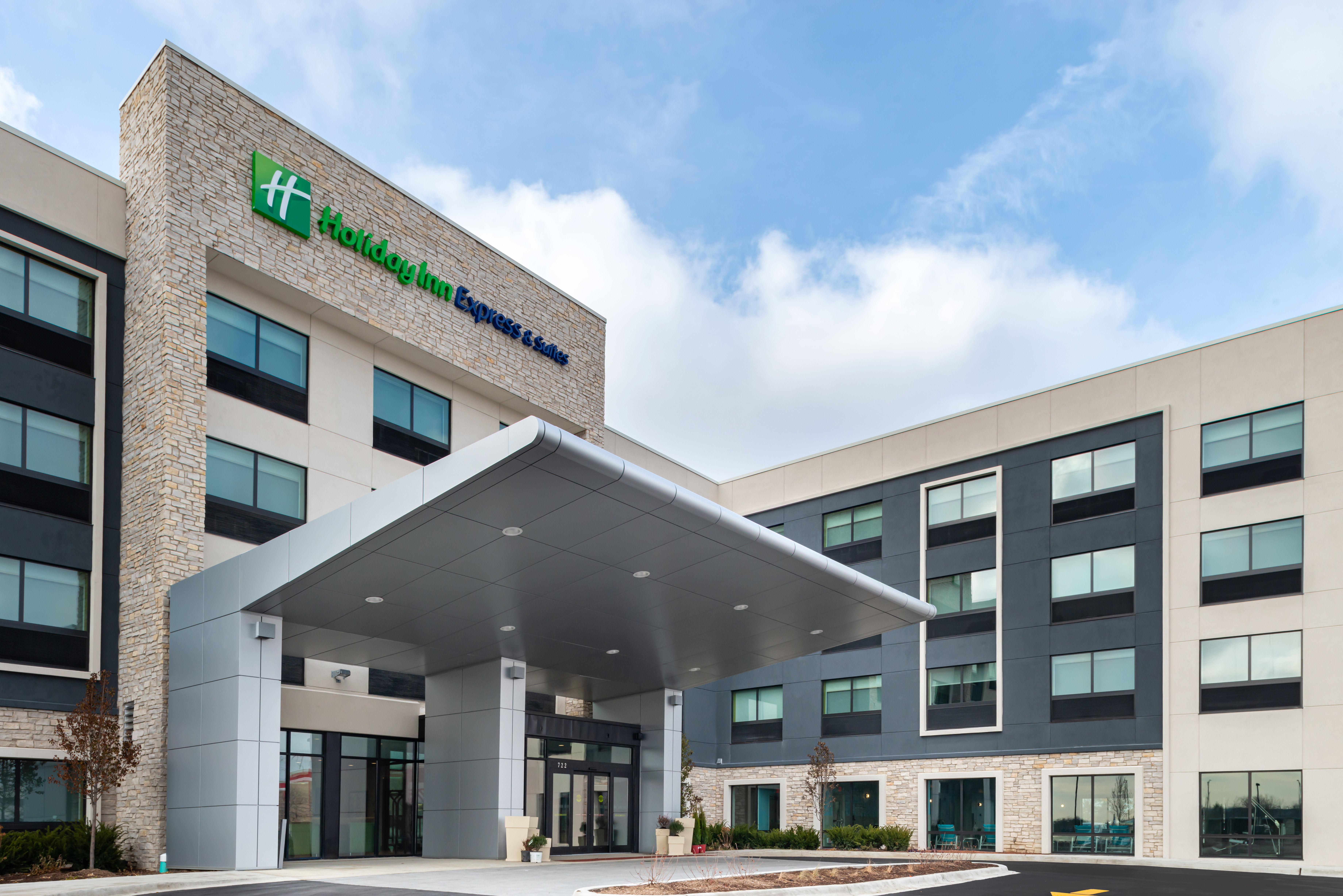 Holiday Inn Express & Suites Romeoville