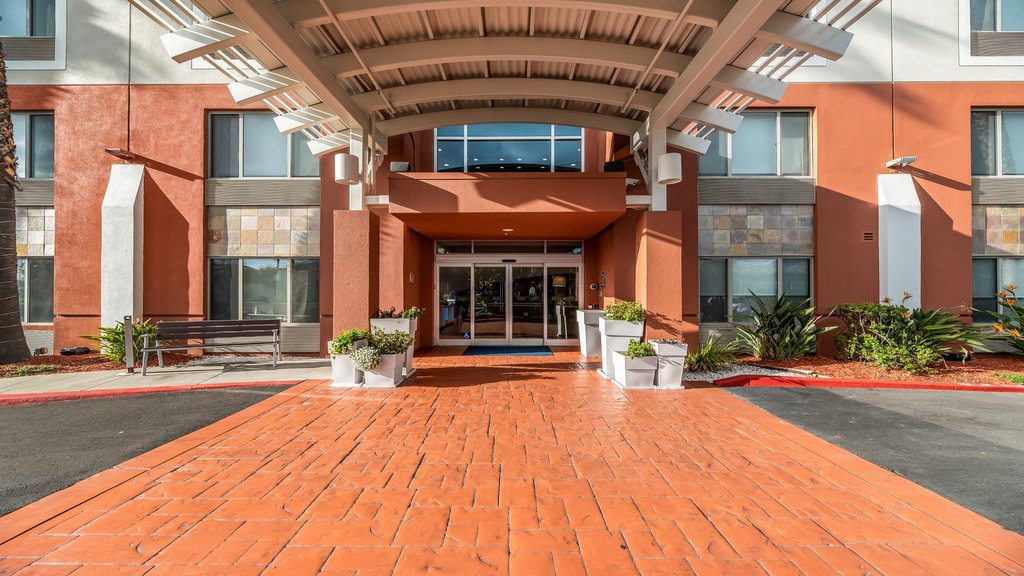 Hotel on Auto Mall Parkway Fremont California