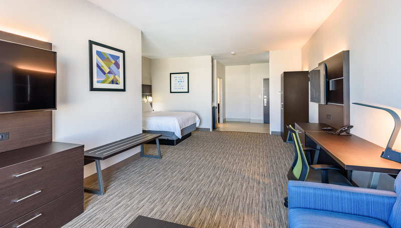 HOLIDAY INN EXP STE BASTROP