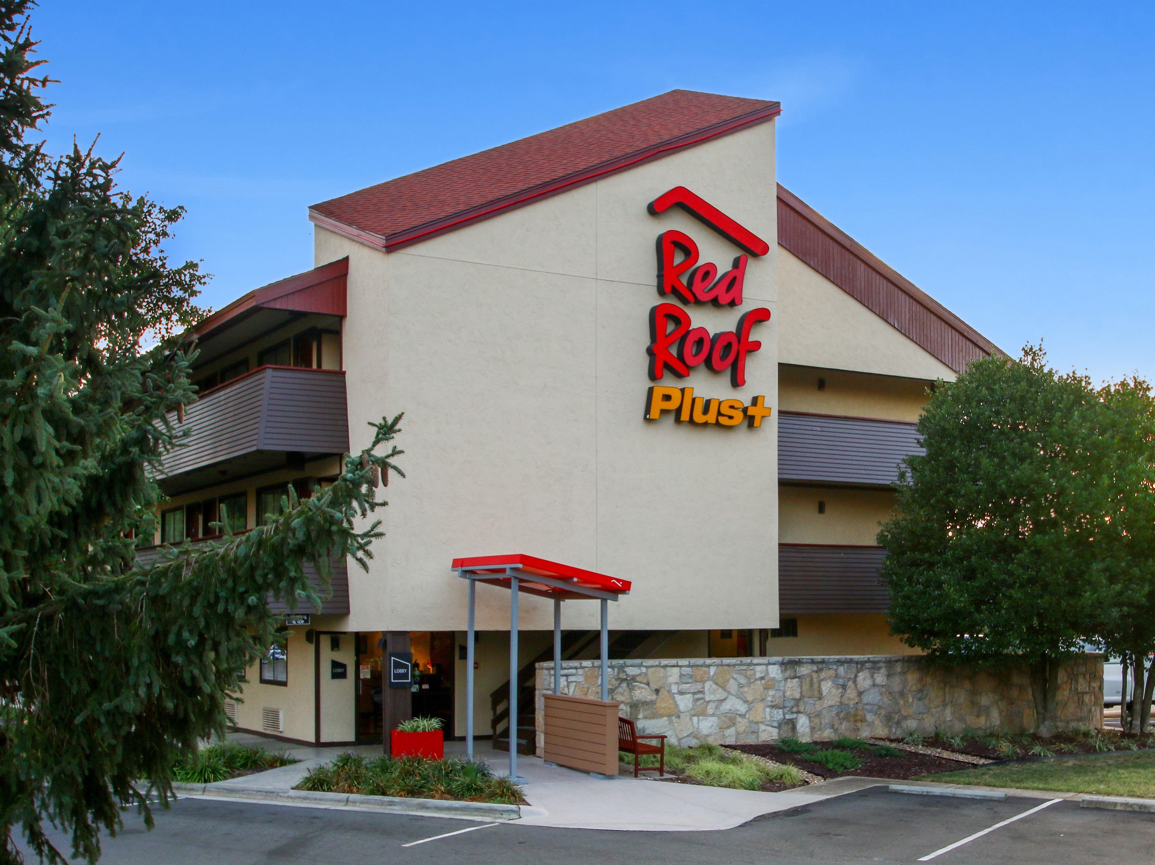 Red Roof PLUS+ Statesville