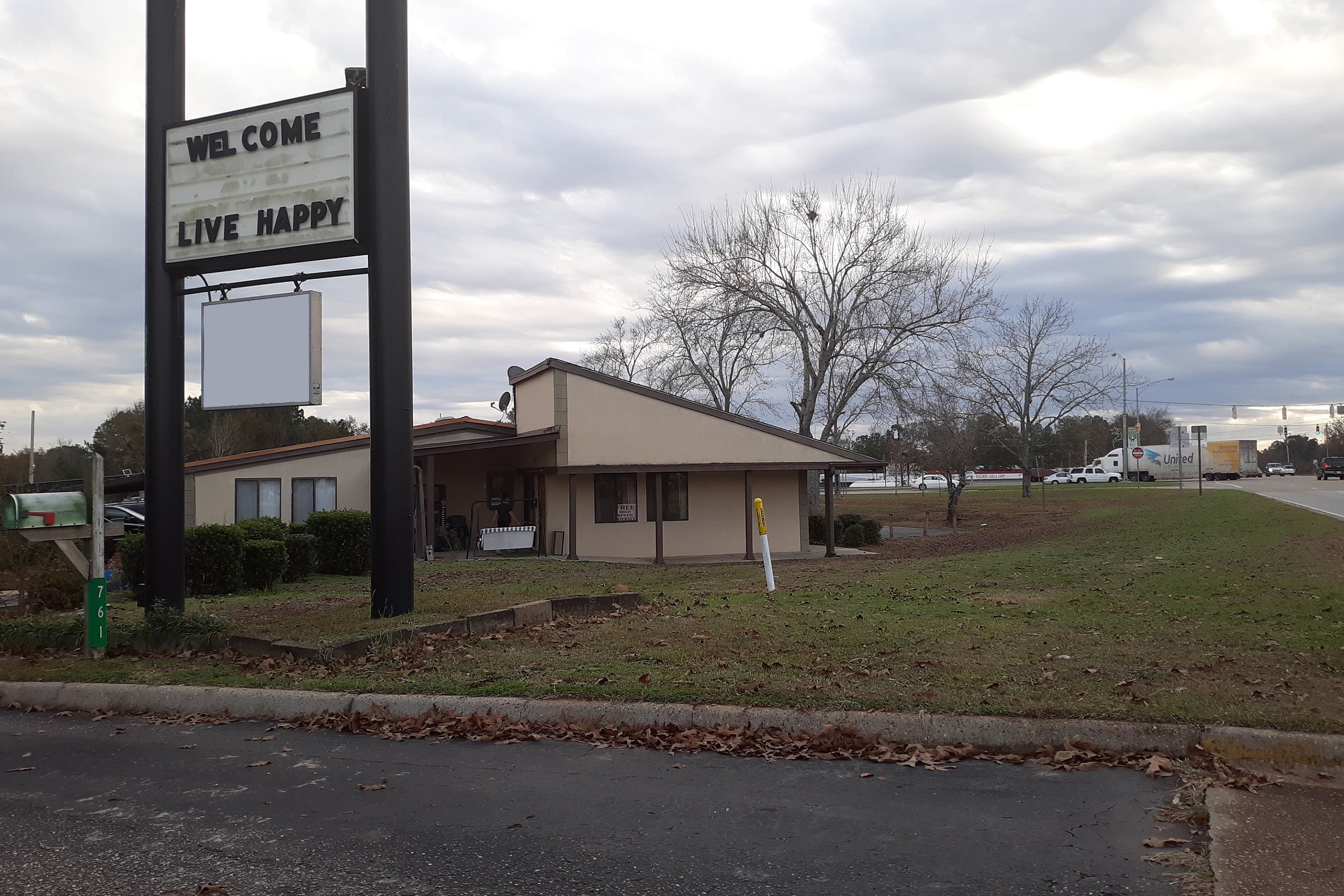 OYO Hotel Daleville AL Hwy 84