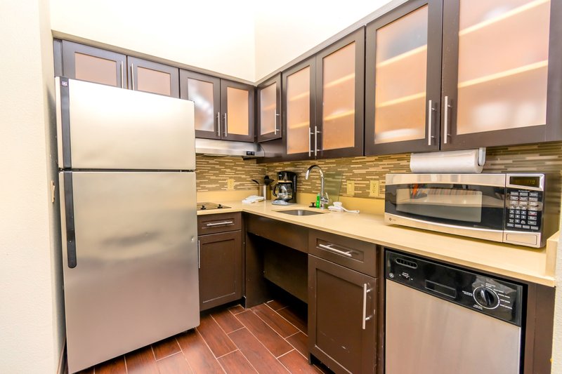 Staybridge Suites HOUSTON IAH – BELTWAY 8