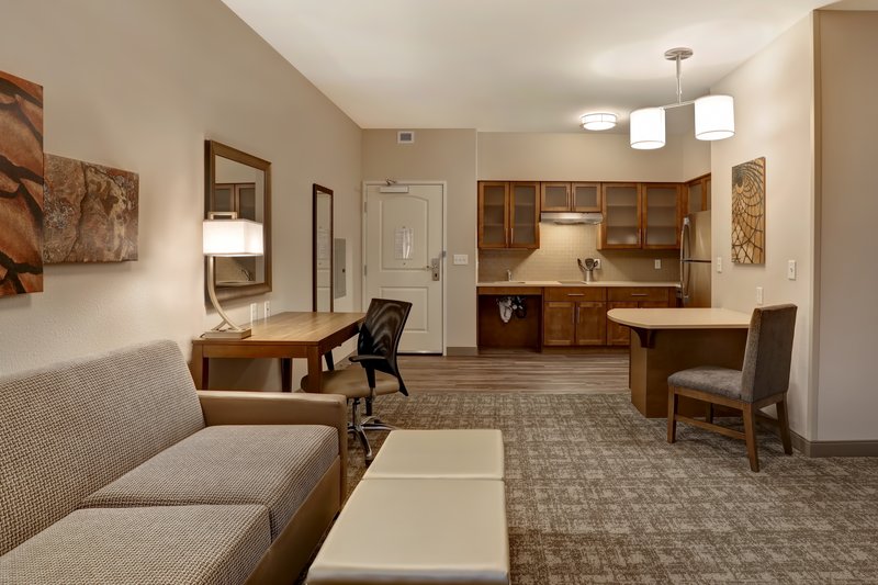Staybridge Suites Overland Park-Kansas City Area