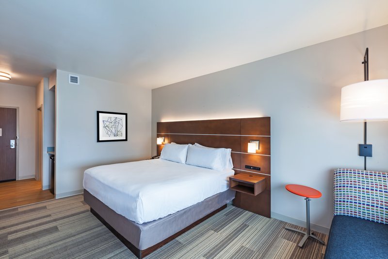 Holiday Inn Express and Suites Chanute