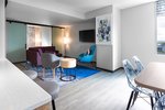 Aloft, Suite, 1 King, Partial bay view