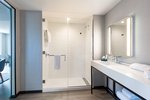Aloft, Suite, 1 King, Partial bay view