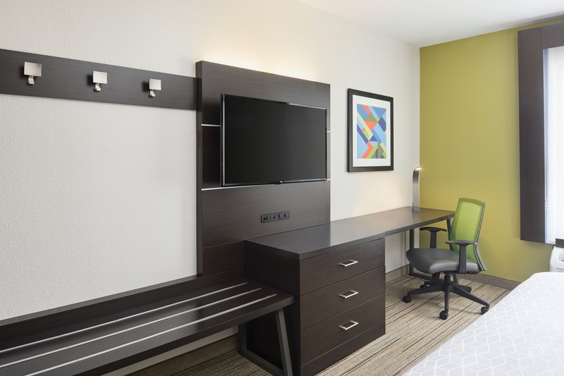 HOLIDAY INN EXP PORT RICHEY