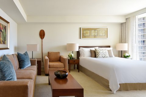 Trump Waikiki City View Suite