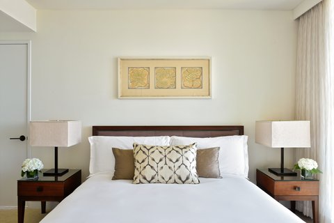 Trump Waikiki Suite Bed Detail