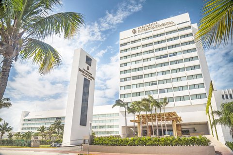 Bienvenido al InterContinental Presidente Cancun Resort