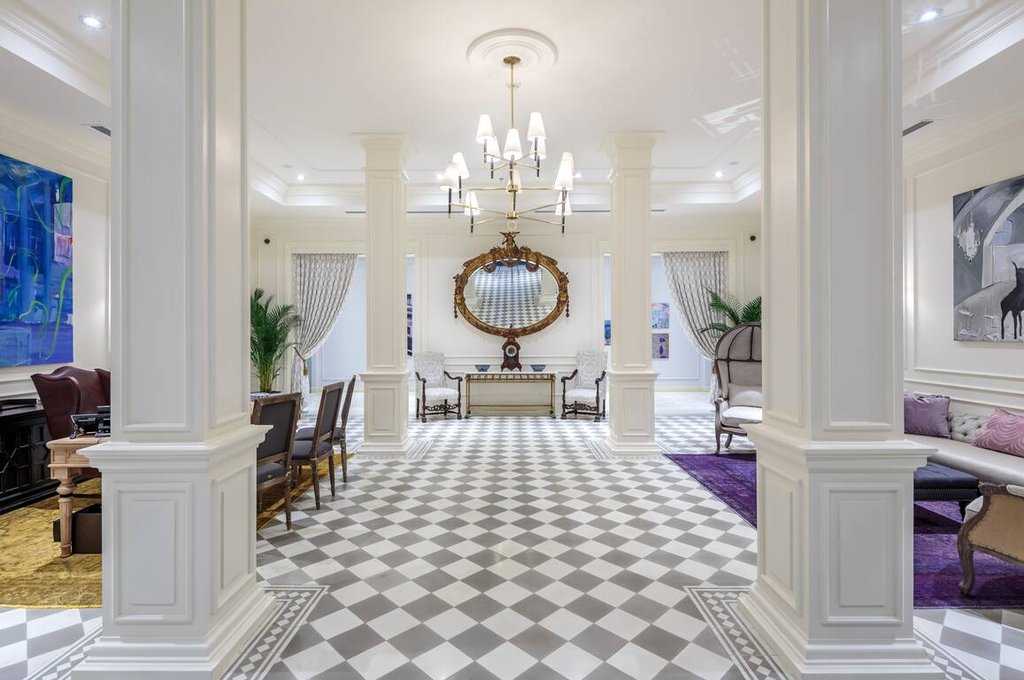 Guest photo
