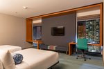 Aloft, Guest room, 2 Queen, City view