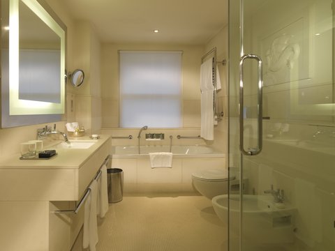 Brown's Hotel - Deluxe Room