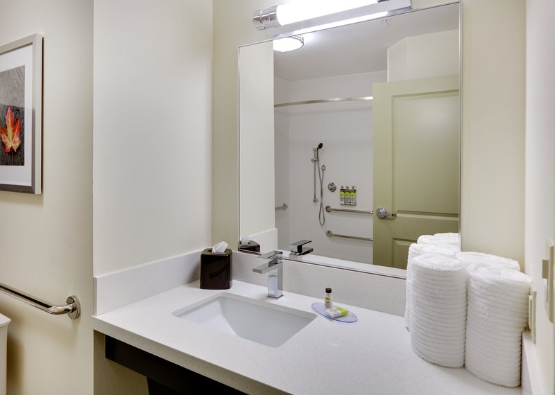 Candlewood Suites Farmers Branch