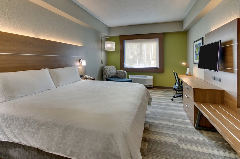 HOLIDAY INN EXP STES METRO CTR