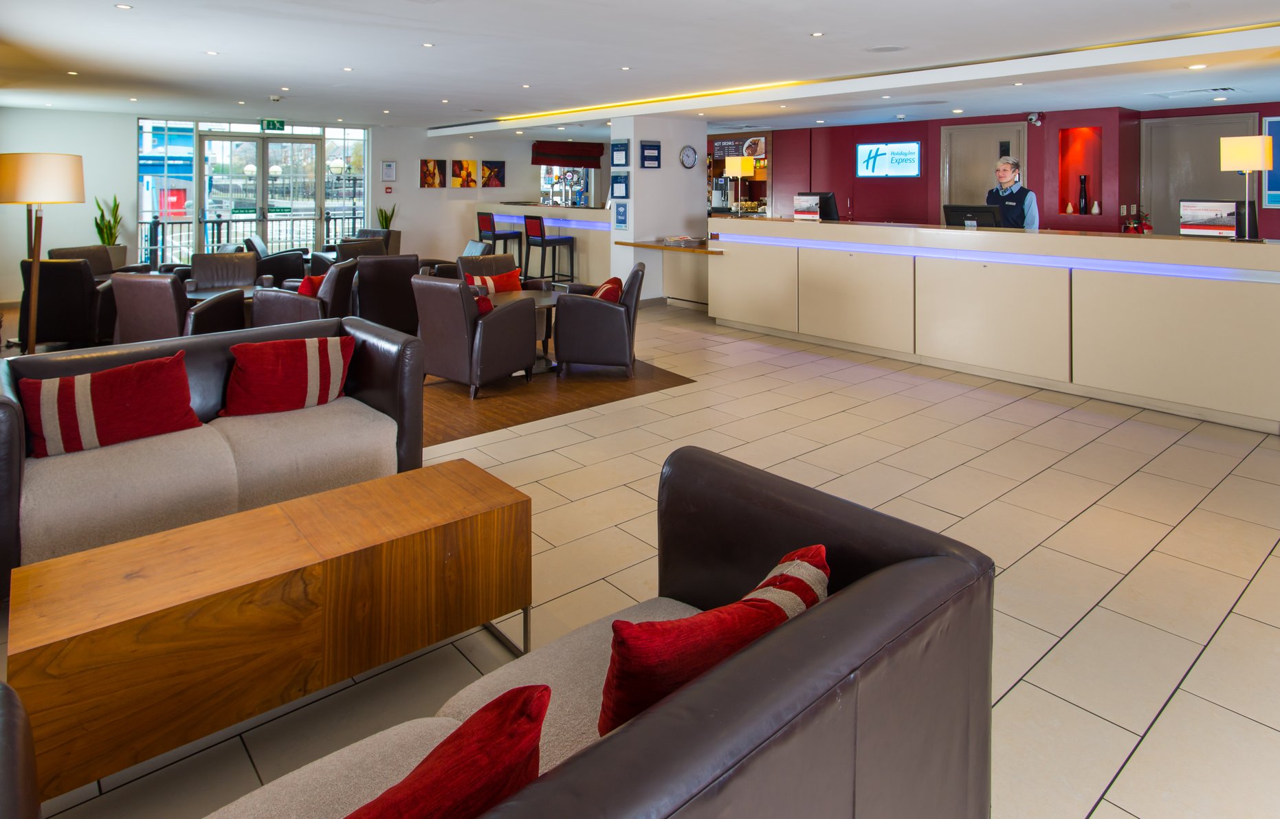 Reception staff are available to help 24/7