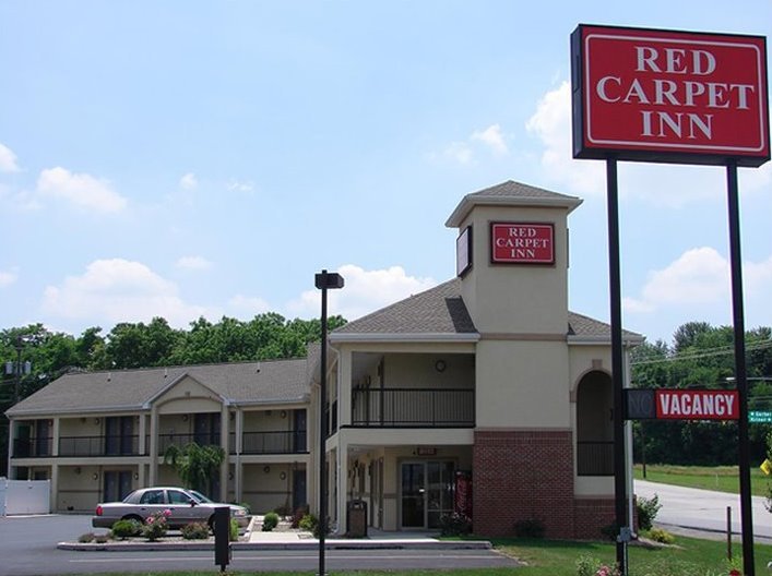 Red Carpet Inn