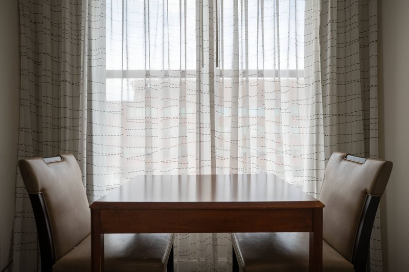Suite Dining Area