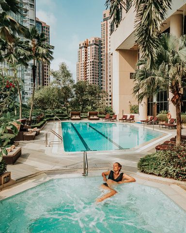 FOURSEASONSSINGAPOREXMerel Pool