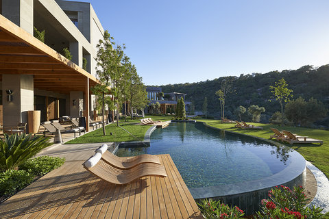 Spa Garden & Pool