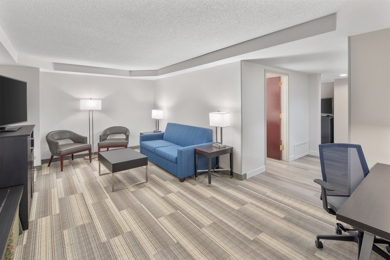HOLIDAY INN EXPSTE I-85 WOODRF