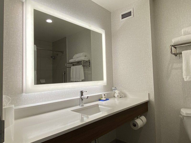 HOLIDAY INN EXP STES BEAUMONT