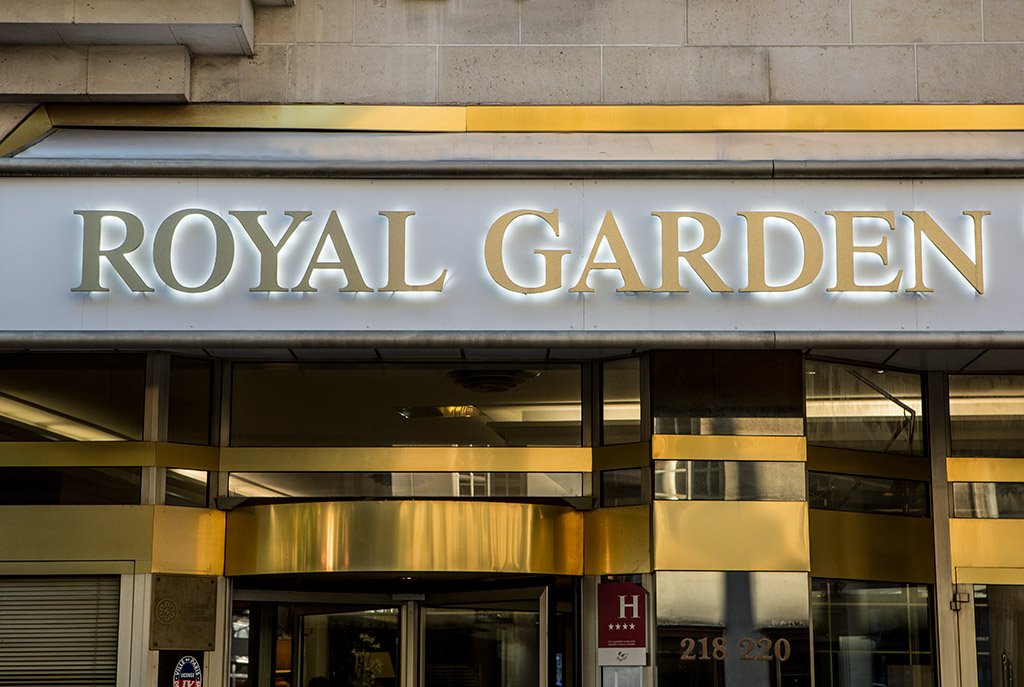 Royal Garden Champs Elysees