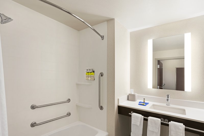 HOLIDAY INN EXP HTL STES DUR