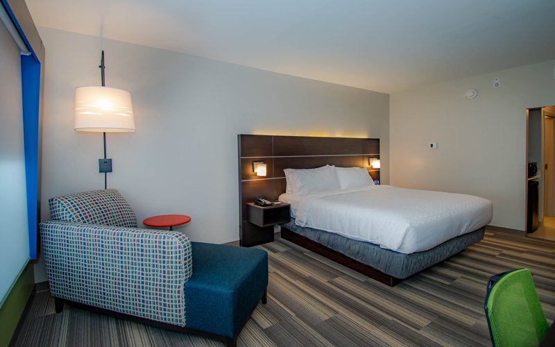 Holiday Inn Express and Suites Tonawanda – Buffalo Area