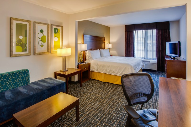 HOLIDAY INN EXPRESS HOTEL