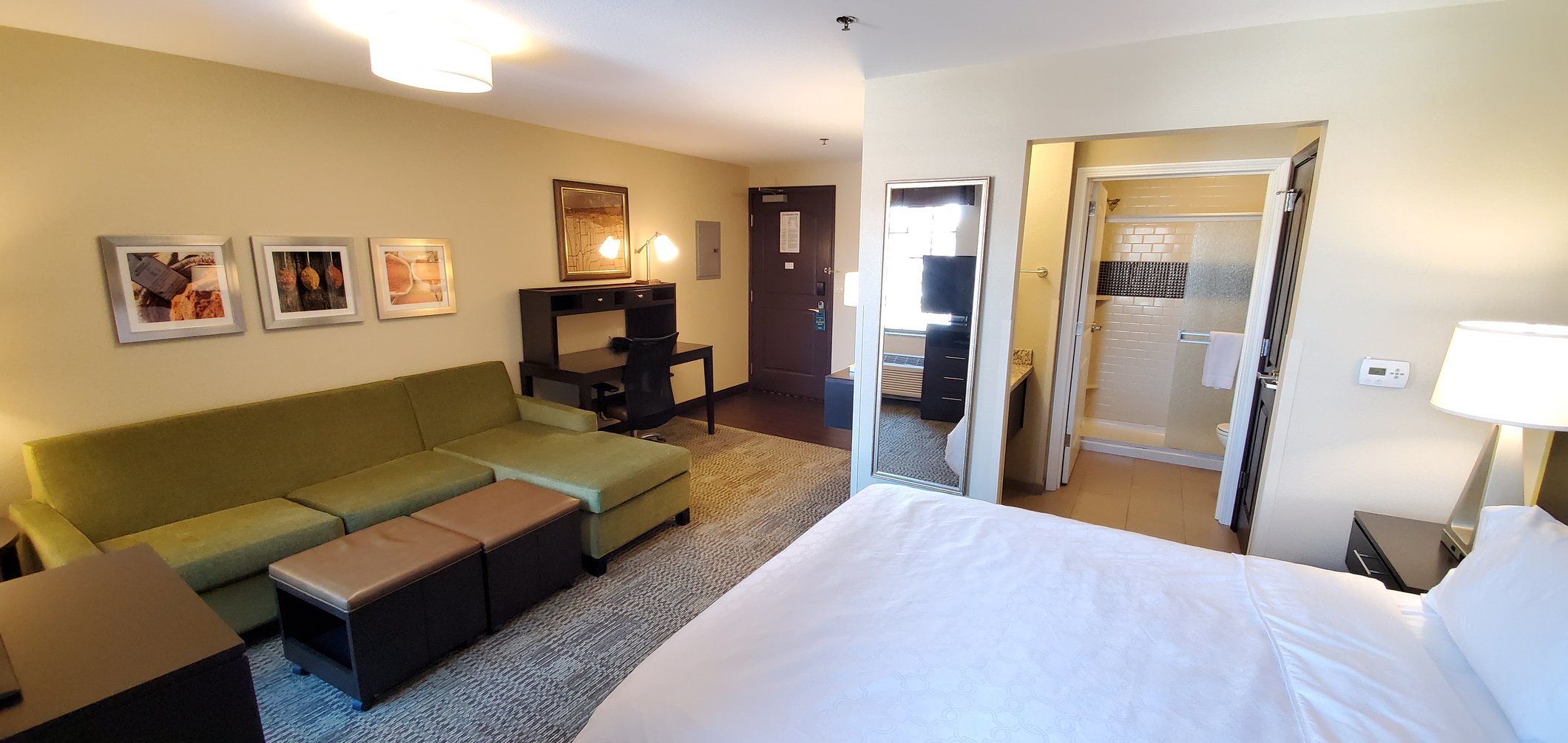 Staybridge Suites Eau Claire - Altoona, an IHG hotel Room Type - Studio Suite