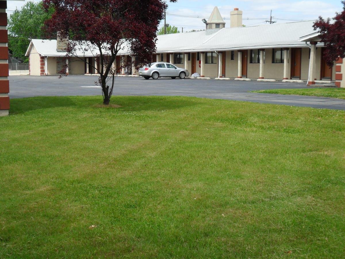 Red Carpet Inn