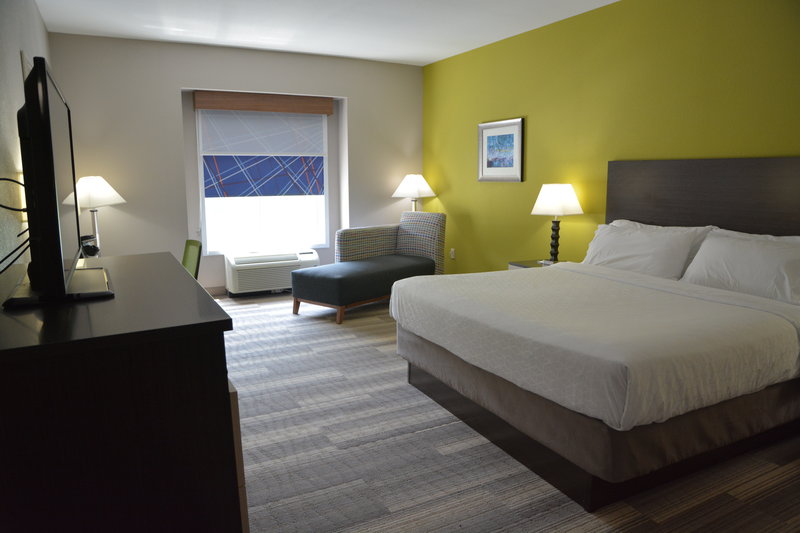 Holiday Inn Express & Suites Caryville