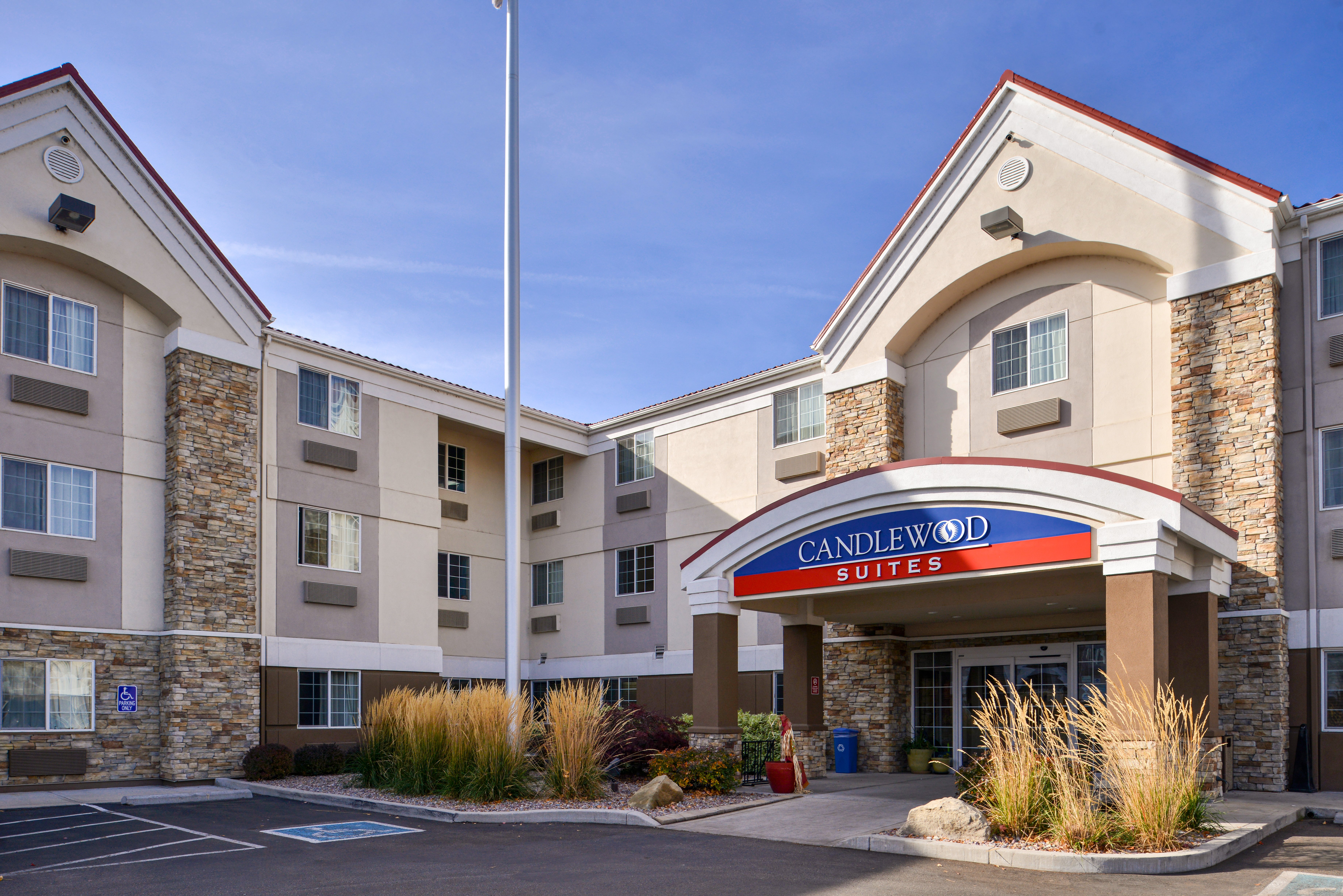 Candlewood Suites