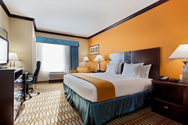 Holiday Inn Express and Suites Corpus Christi-Portland
