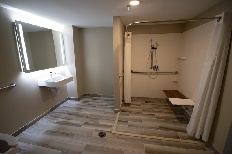 Holiday Inn Scranton East – Dunmore
