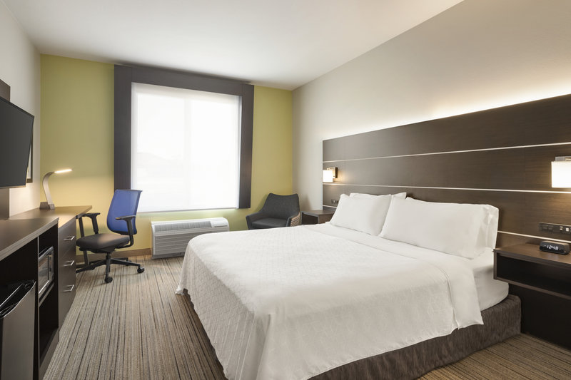 HOLIDAY INN EXP STES W FORUM