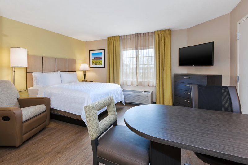 CANDLEWOOD SUITES ROCKY MOUNT