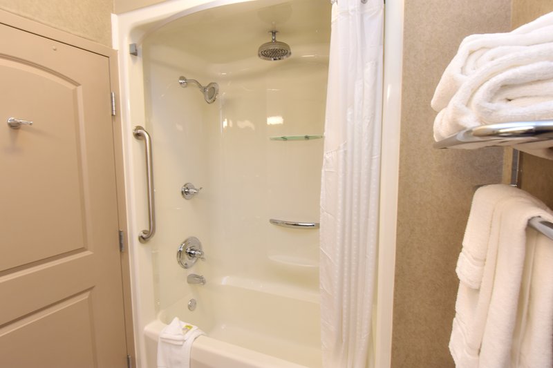 Holiday Inn Express Hotel & Suites SPRINGFIELD-MEDICAL DISTRICT
