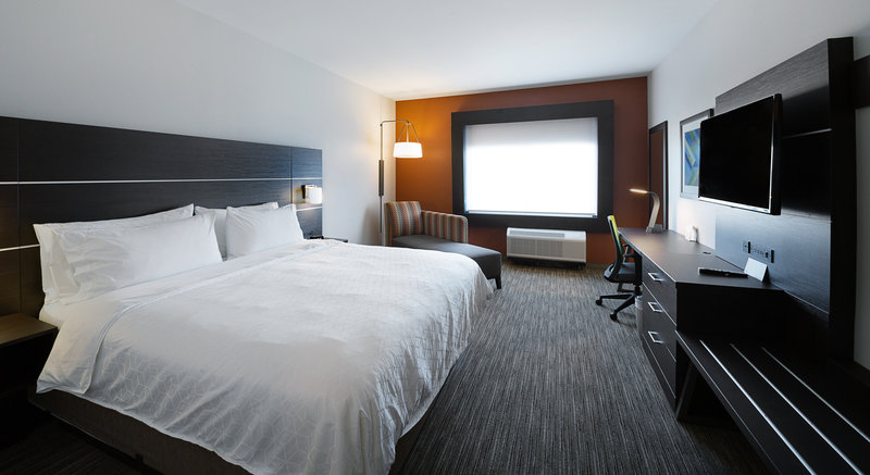 Holiday Inn Express and Suites Wentzville St Louis West