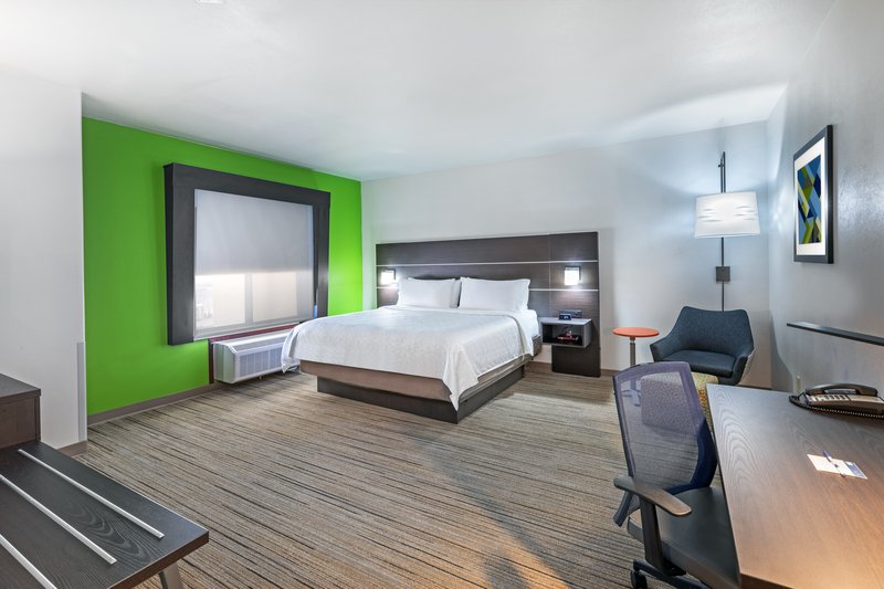 HOLIDAY INN EXP SUITES GUYMON