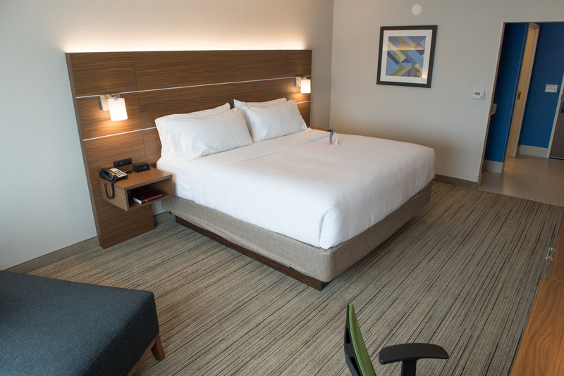 Holiday Inn Express and Suites Louisville N – Jeffersonville