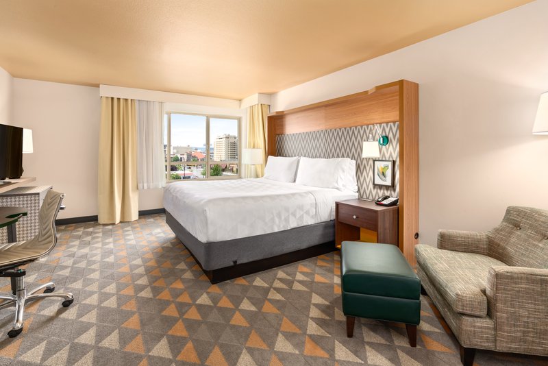 HOLIDAY INN YAKIMA