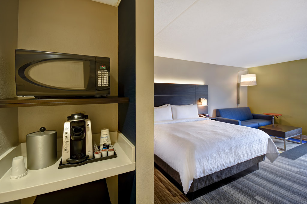 Holiday Inn Express & Suites ALLENTOWN CEN - DORNEYVILLE, Lehigh