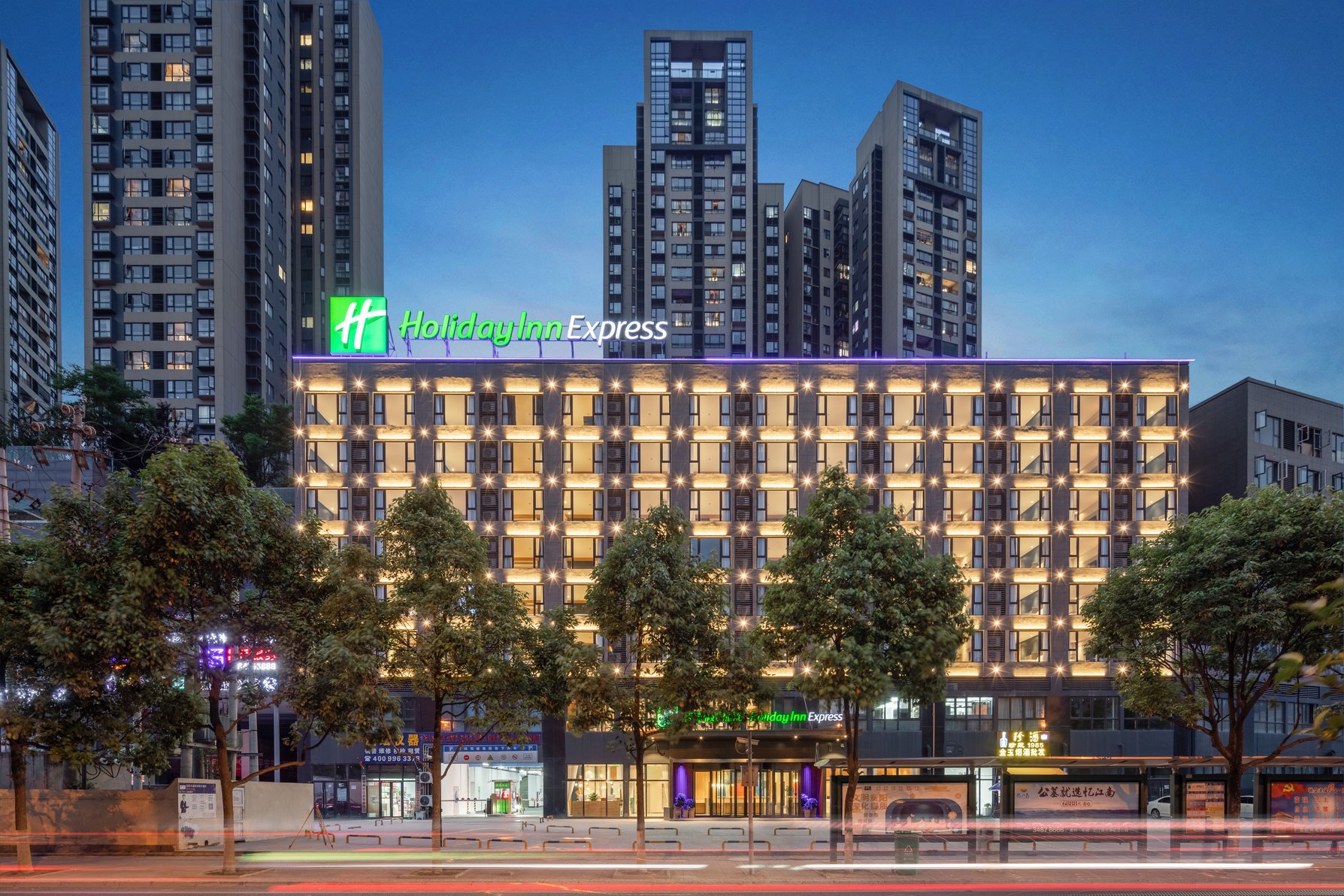 The hotel outside