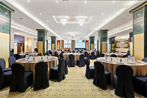 Salón Granados ideal para organizar un evento