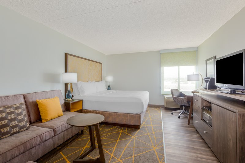 HOLIDAY INN SELECT LA MIRADA
