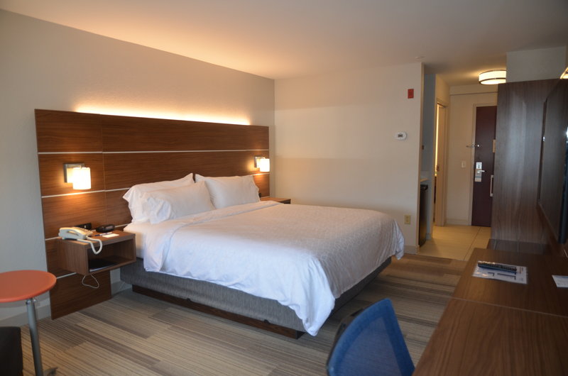 Holiday Inn Express and Suites Rochester