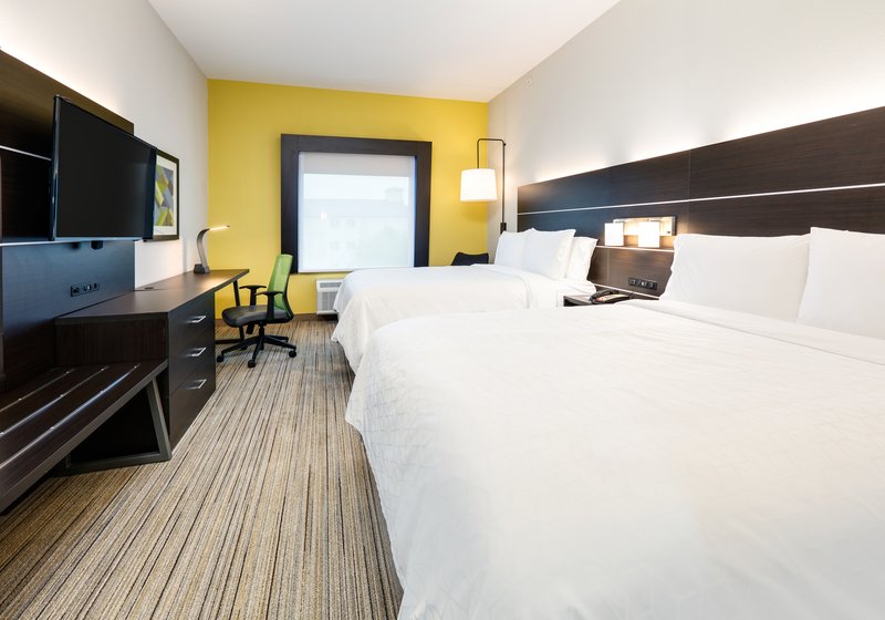 HOLIDAY INN EXP STES CLEBURNE